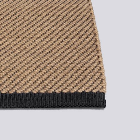 BIAS RUG - 140 x 200 - Cappuccino