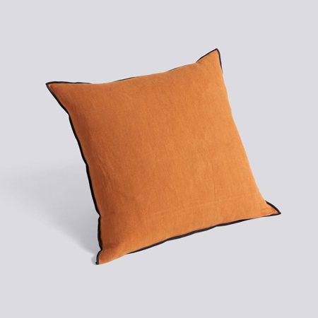 OUTLINE CUSHION