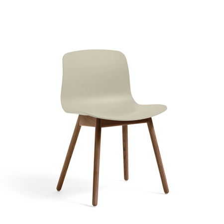 ABOUT A CHAIR - AAC 12 - Pastel Green - Water-based Lacquered Walnut