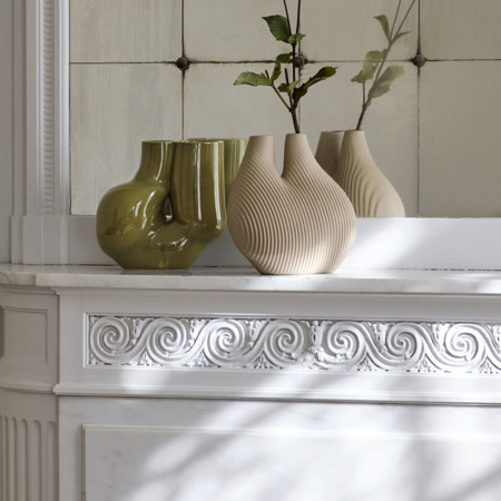 W & S / VASES