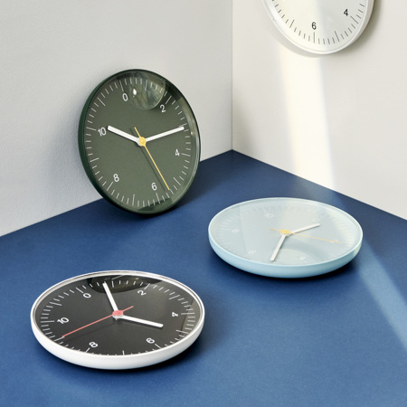 WALL CLOCK