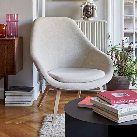 ABOUT A LOUNGE / AAL