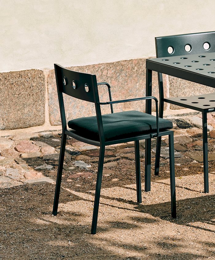 BALCONY CHAIR / CUSHION