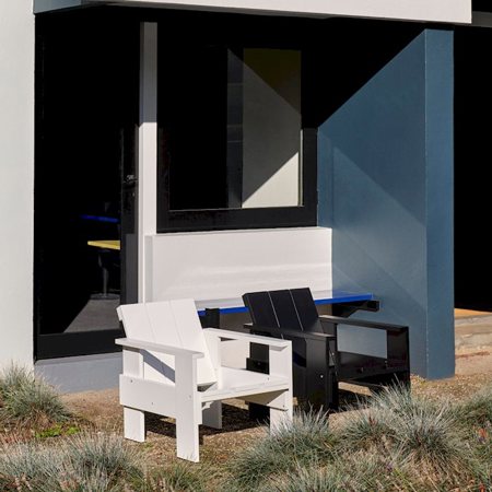 CRATE LOUNGE CHAIR