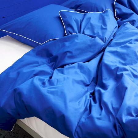 OUTLINE DUVET COVER - 140 x 200 cm - Vivid Blue