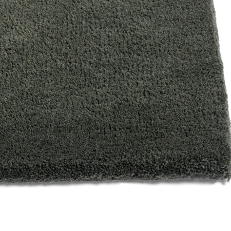 RAW RUG - NO 2 -140 x 200 - Dark green