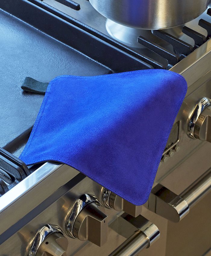 SUEDE POT HOLDER