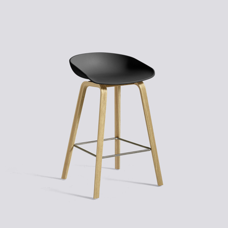 ABOUT A STOOL - AAS 32 - 65 cm - Soft Black - Soap Treated Oak