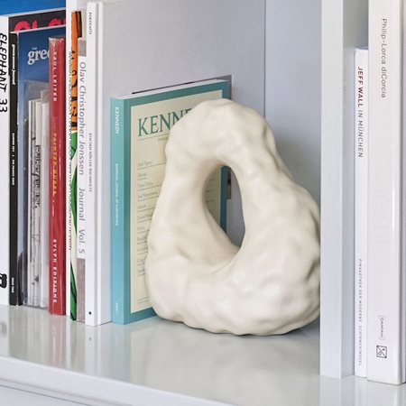 W & S / BOOKEND